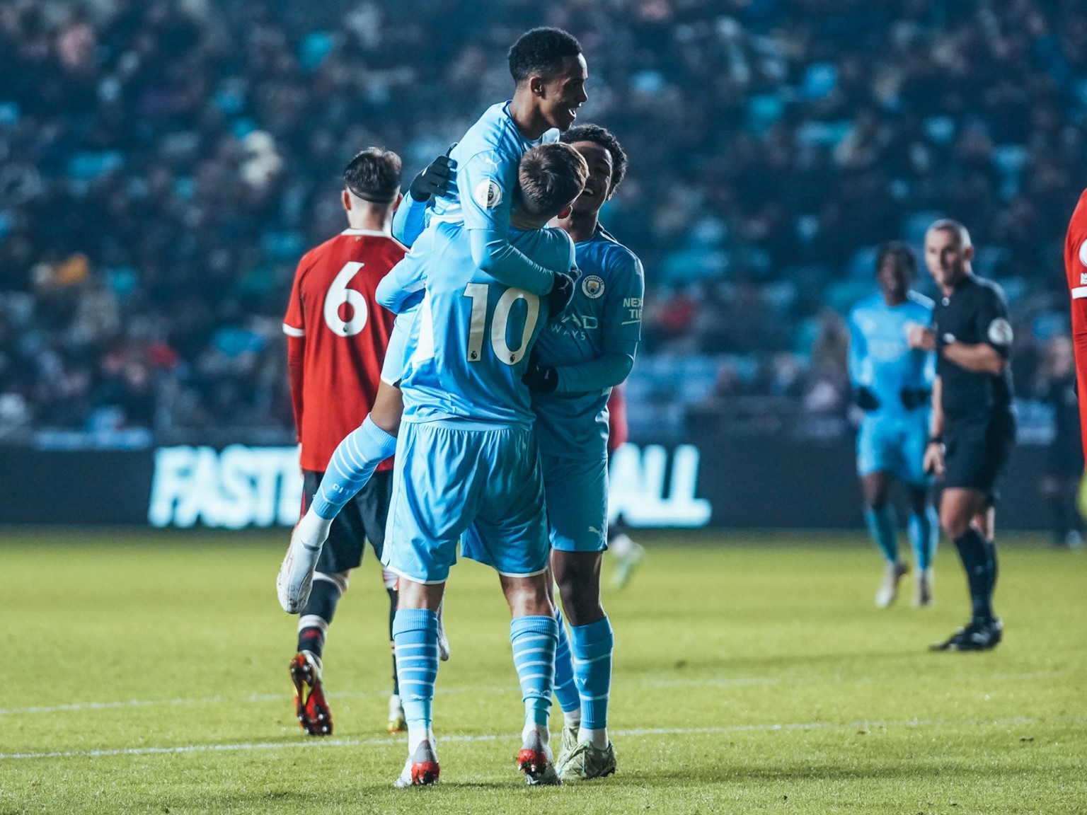 EDS claim spoils in dominant Manchester derby display