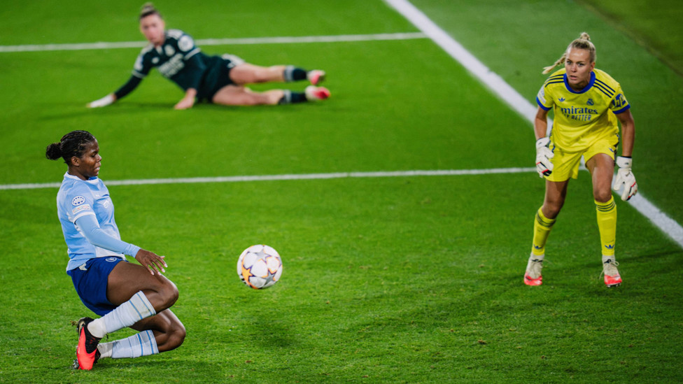 A game of inches : Shaw was this close to a winner