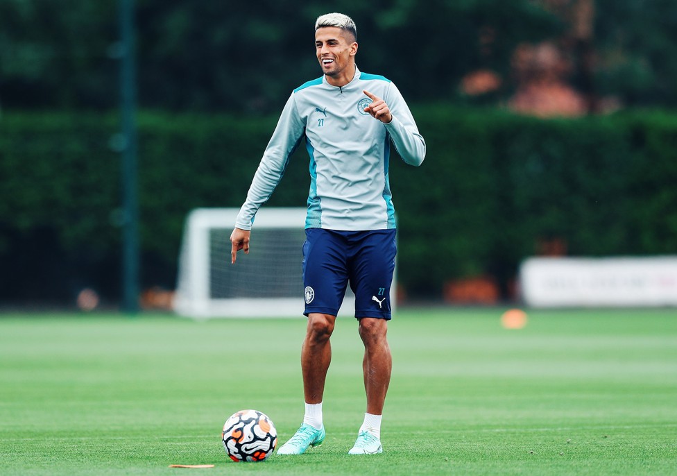 PORTU-GEEZER: Joao shows off his pearly whites