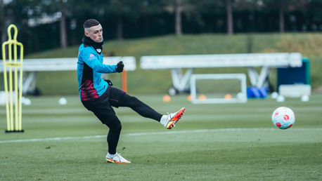 Training photos: Gearing up for United