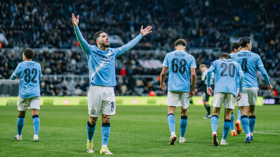 ARE YOU NOT ENTERTAINED : Our midfield maestro celebates.