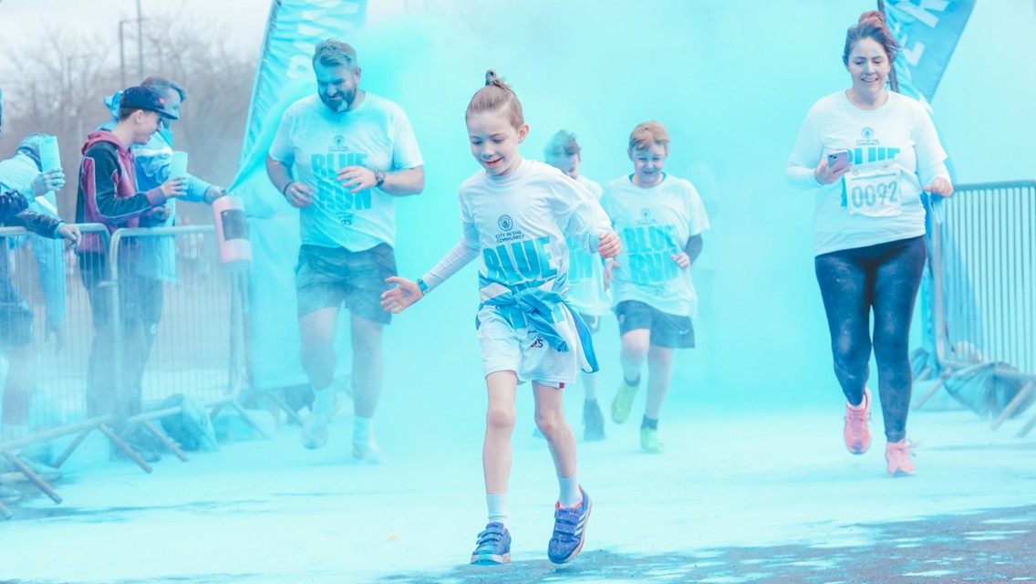 Blue Run raises thousands for club charity