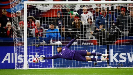 Clean sheet for Steffen as United States beat Mexico