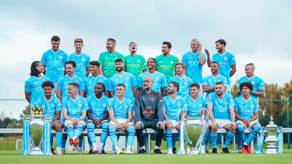 Download now: Official 2023/24 team photo