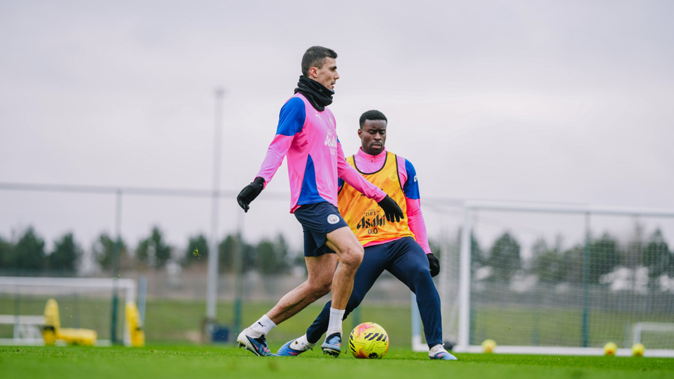 ON THE BALL  : Rodri keeps a move flowing.