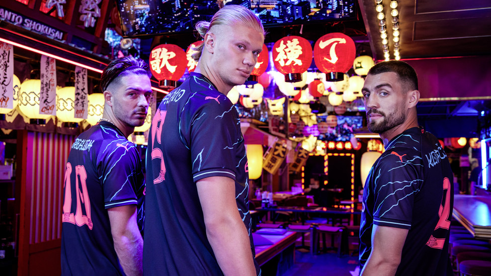 Gallery: City unveil new 2023/24 PUMA third kit in Japan