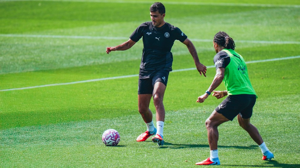 MIDFIELD METRONOME : Rodri in action