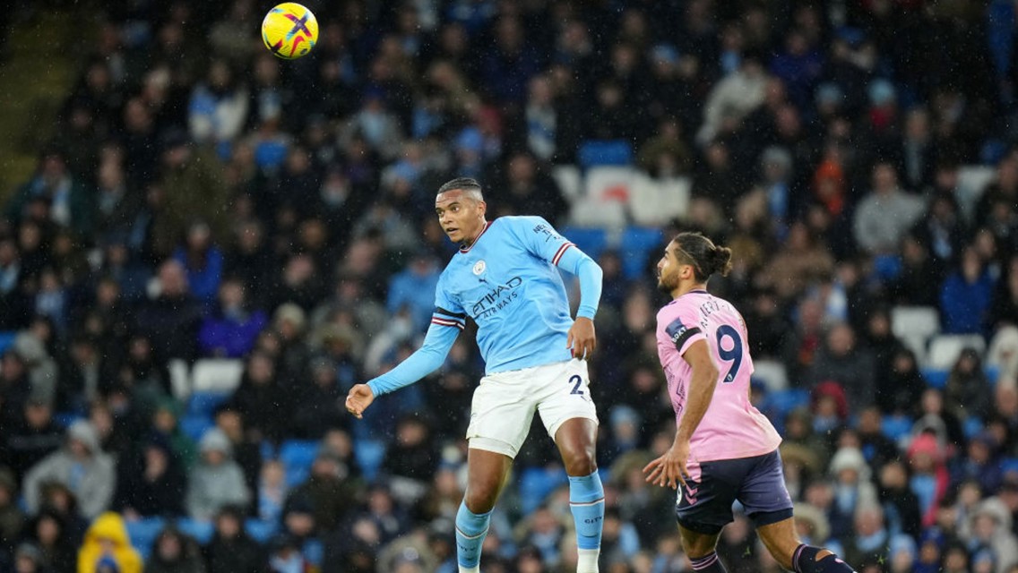 Tem muita coisa em jogo ainda, diz Akanji