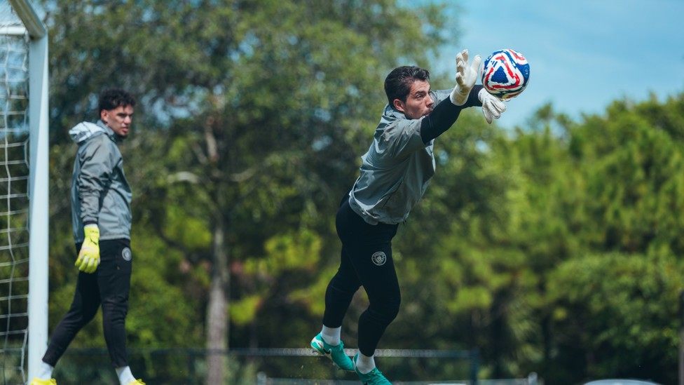 SMART STOP : Stefan Ortega Moreno makes the save