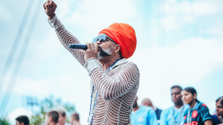 Meet & Greet com o Carlinhos Brown no Etihad Stadium