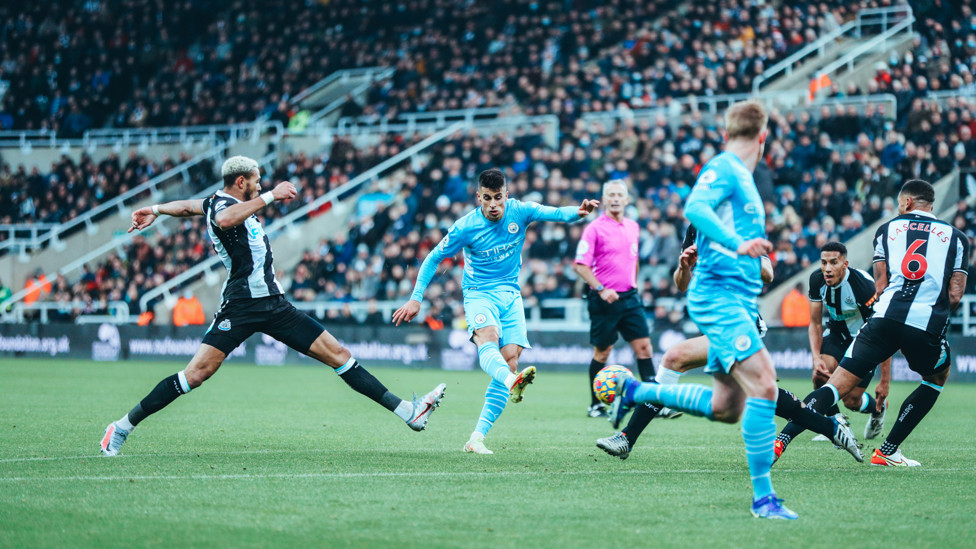 JOAO AT THE DOUBLE : What a goal from the defender, rifling into the top corner! 