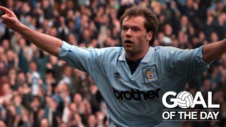 Goal of the Day: Rosler v United