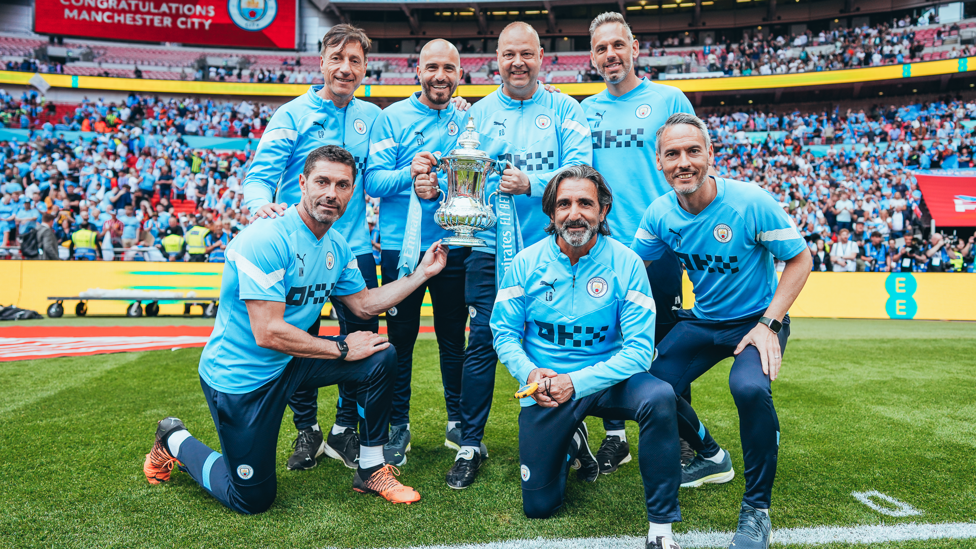 BACKROOM TEAM : The stars behind the stars.