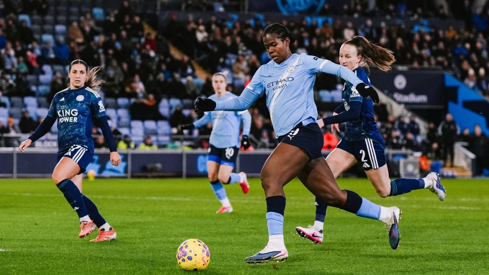 PILING ON THE PRESSURE : Bunny Shaw races towards goal