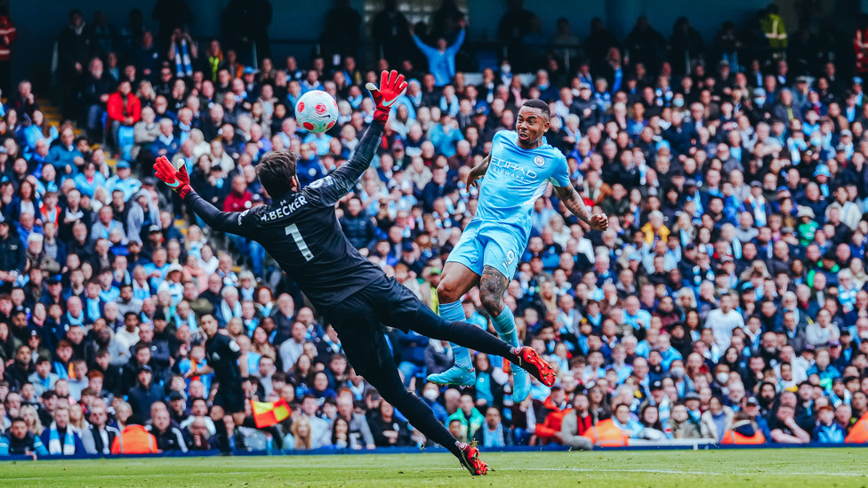 BACK AHEAD : Jesus beats Alisson to restore our lead!