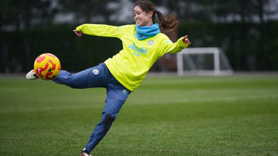 BY THE RIGHT: Yui Hasegawa lets fly.