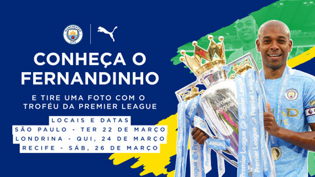 Fernandinho rumo ao Brasil com o troféu da Premier League!