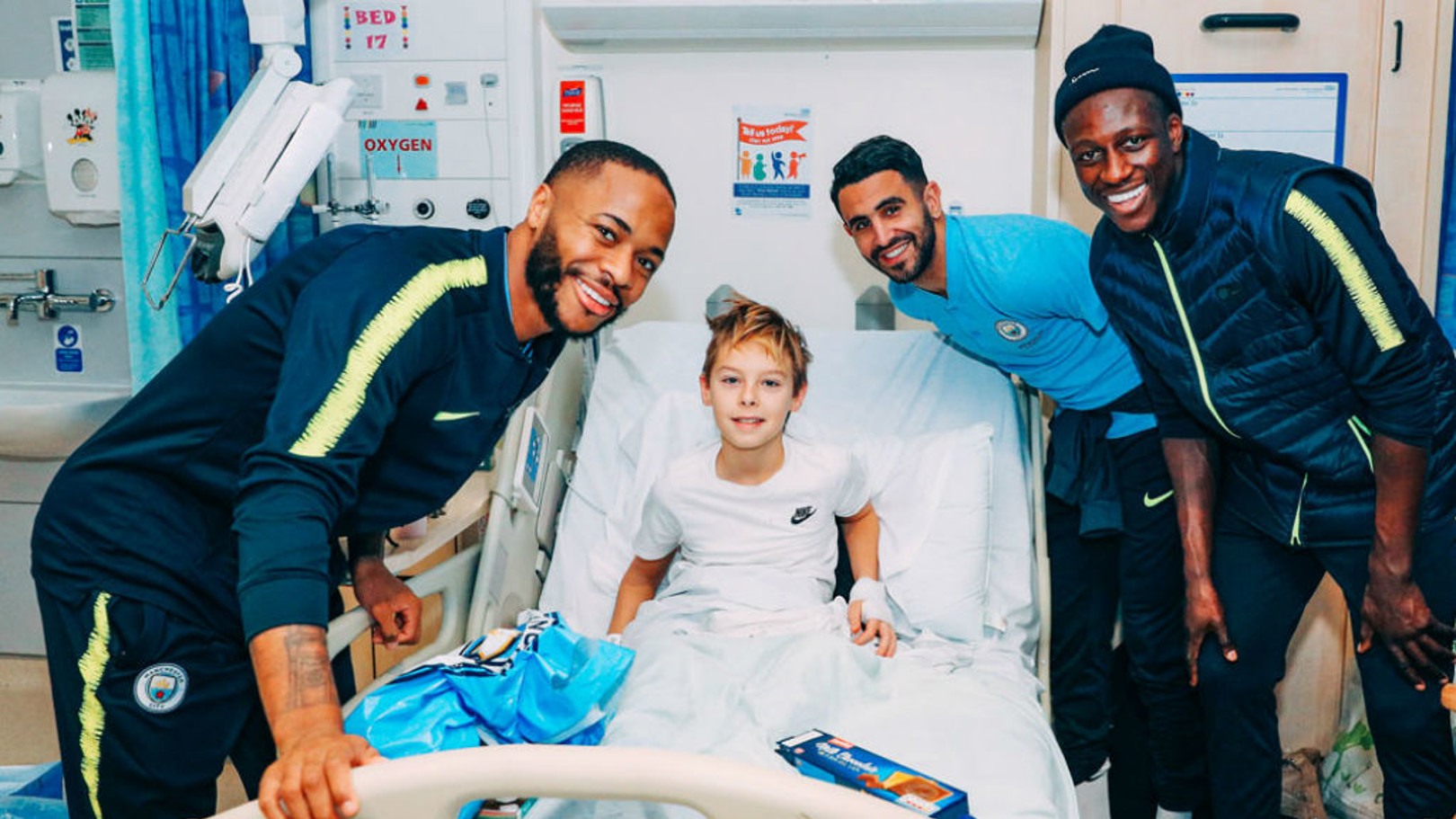 City stars spread festive cheer to brave children