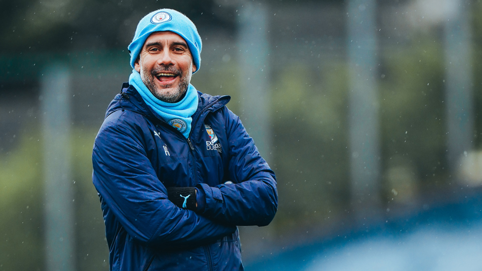 PEP PAPPED : The boss spots the camera!