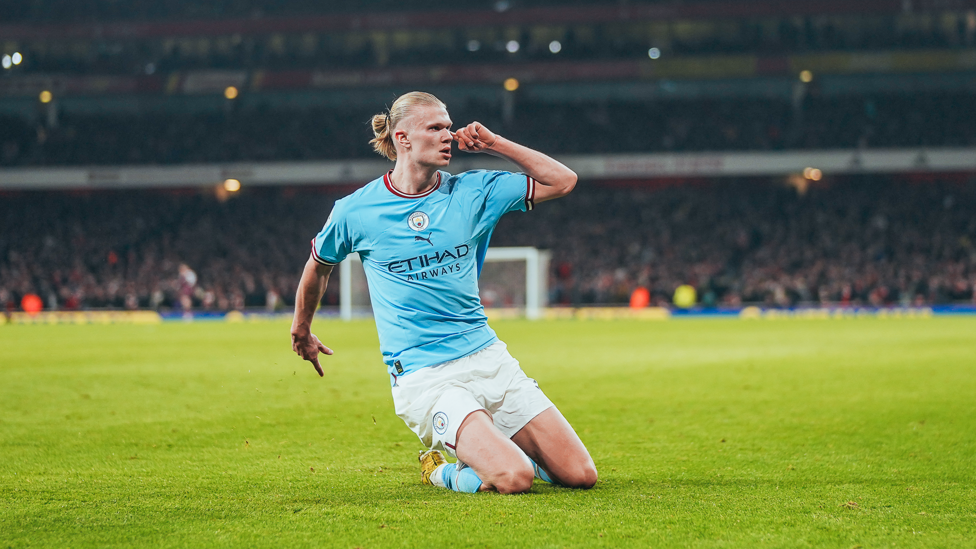 KNEE SLIDE 2.0 : Haaland does his best Grealish impression!