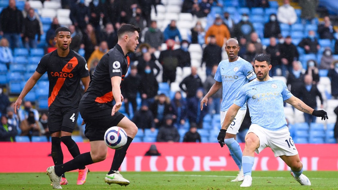 AGUEROOOO: The Etihad erupts as Aguero scores in his final league match for City.