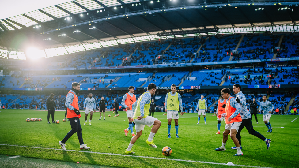BALL WORK : Getting in the groove.
