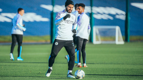 Treino: Diversão com sol, Aguero e cia!