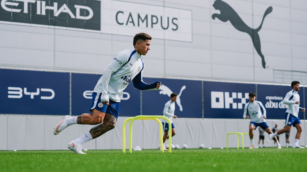 ENZO FERNÁNDEZ: Our new signing feeling at home already