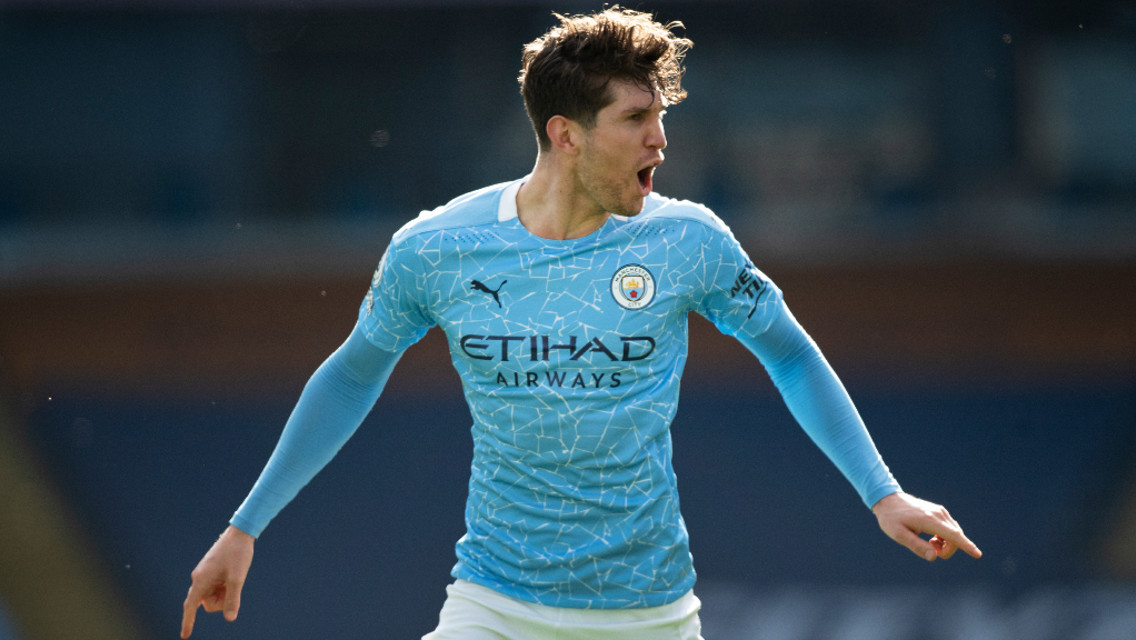 Super Stones 'Mencintai' Sepak bolanya