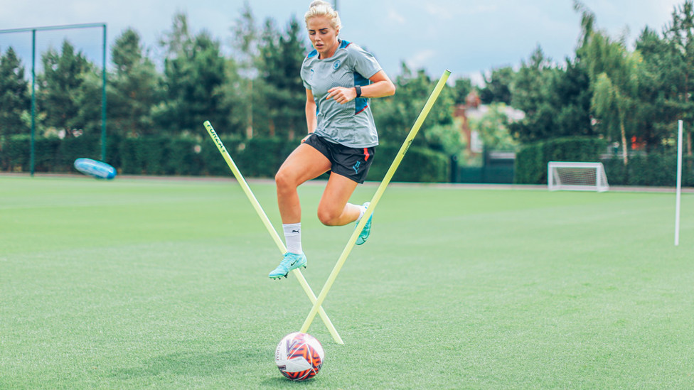 A.G.-ILITY : Alex Greenwood is looking to hit new heights this season