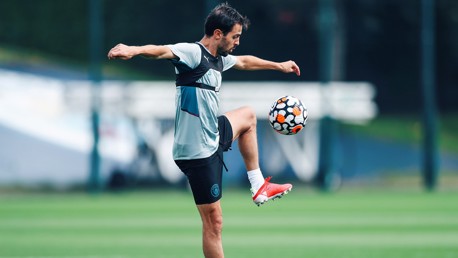 Training: Trio return ahead of Tangerines test