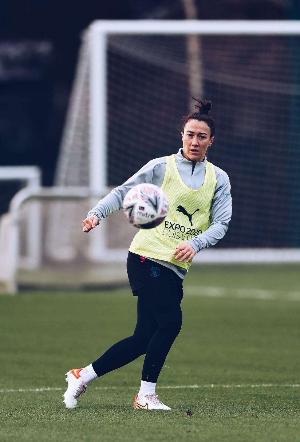 BRONZE ON THE BALL : Lucy Bronze plays a lofted pass