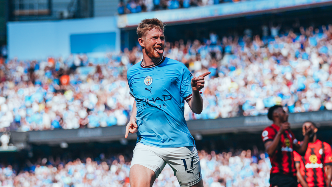 De Bruyne and Phillips start as City make five changes 