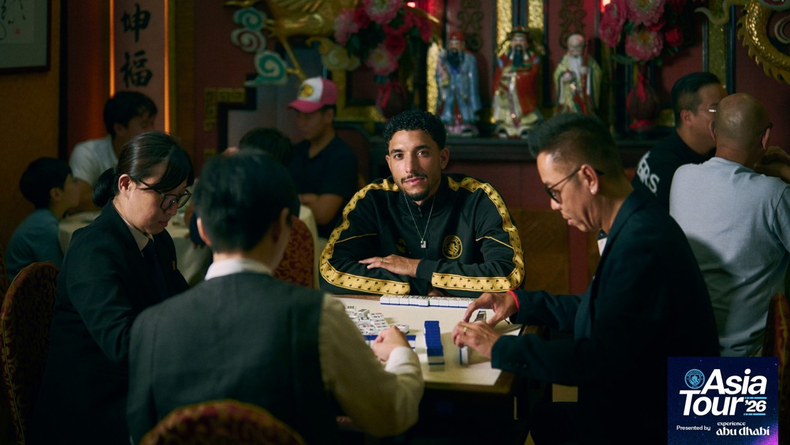 Watch: Marmoush plays Mahjong in Hong Kong!