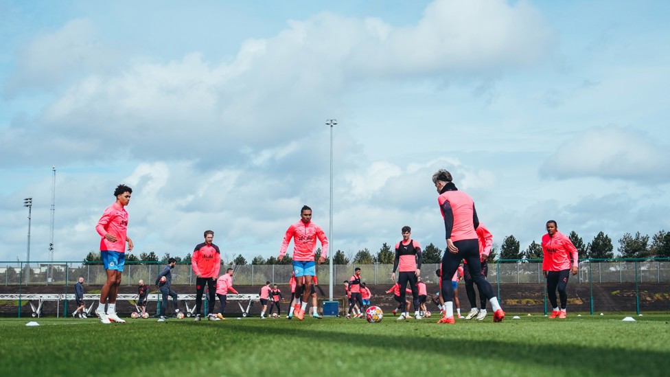 IN THE PINK : City get their passing routines going