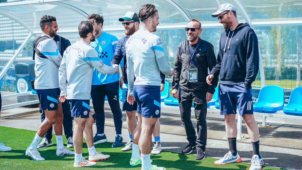 A CFA FULL OF STARS : Coldplay members Will and Jonny pay a visit during training. 