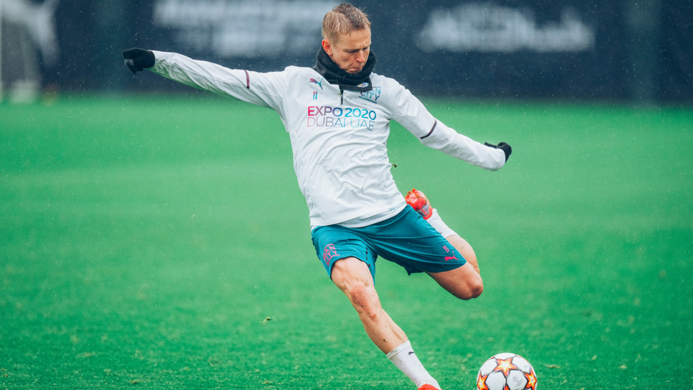 CLEAN STRIKE : Oleks Zinchenko puts his foot through the ball