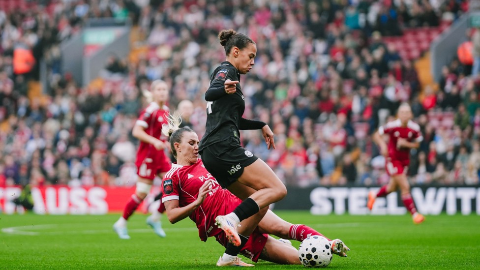 BRIGHT BENEY ： 伊曼早早落后