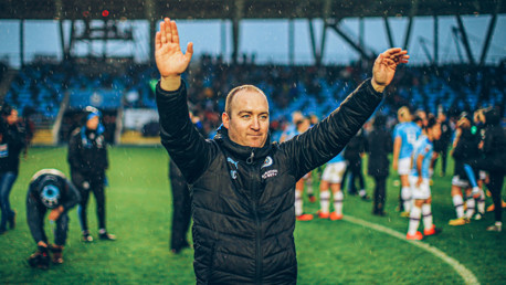 FAREWELL: Nick Cushing waves to the fans