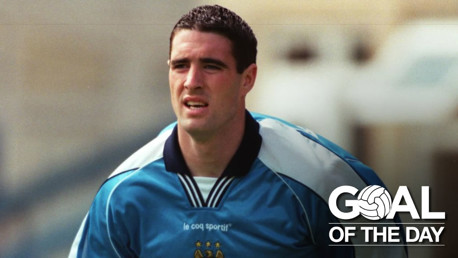 Goal of the Day: Kennedy v Sheff Utd 1999