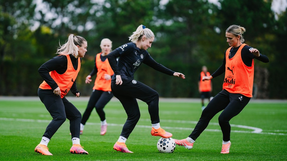 SURROUNDED : Laura Coombs tries to find a way out