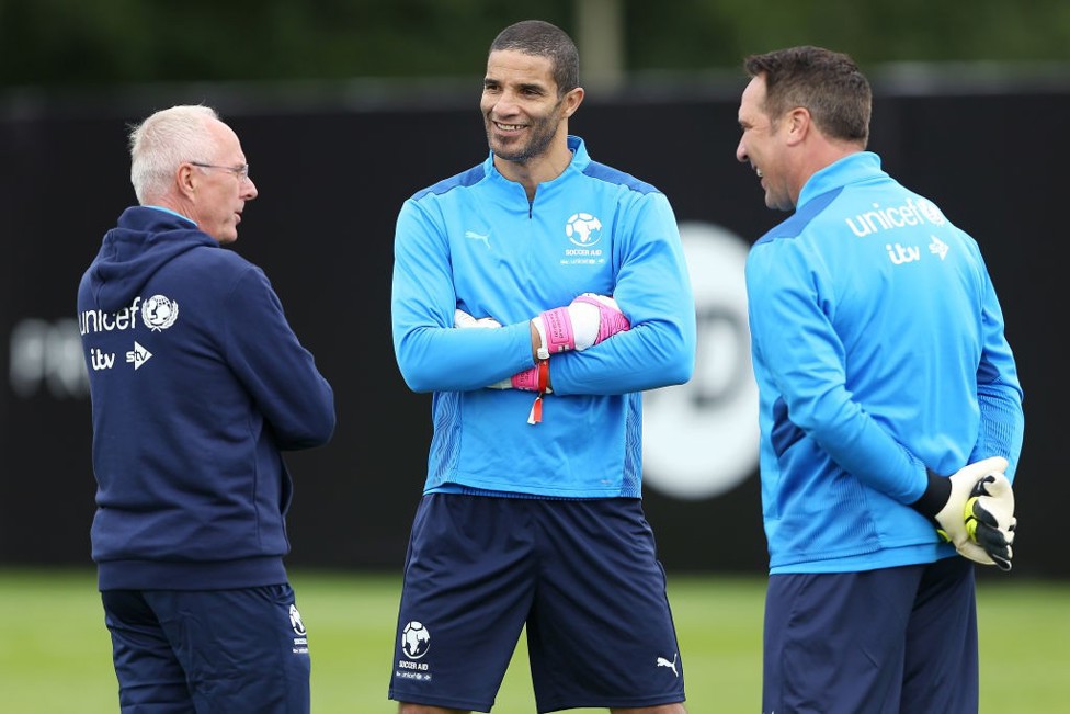TRUE BLUES: Former City boss Sven-Goran Eriksson chats with David James and David Seaman