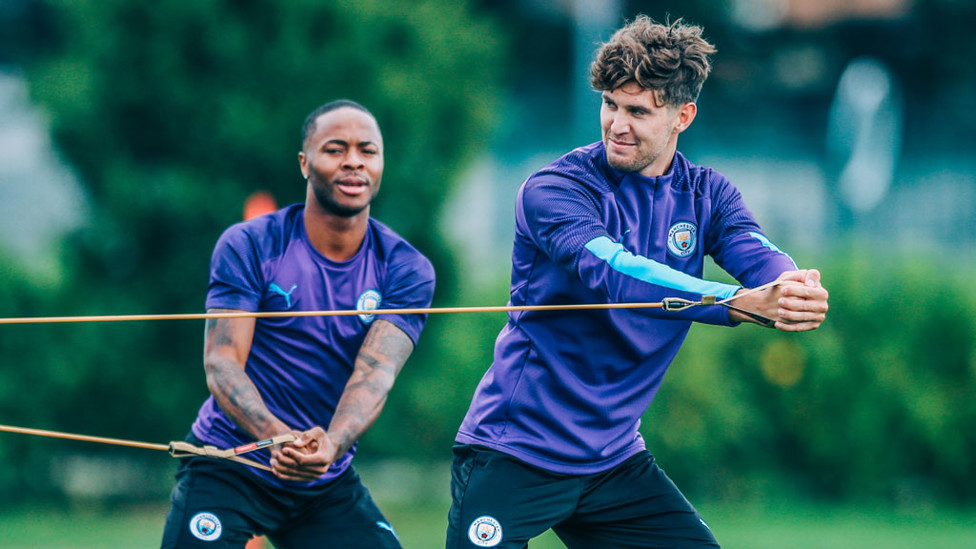 PULL TOGETHER : Raheem and John Stones