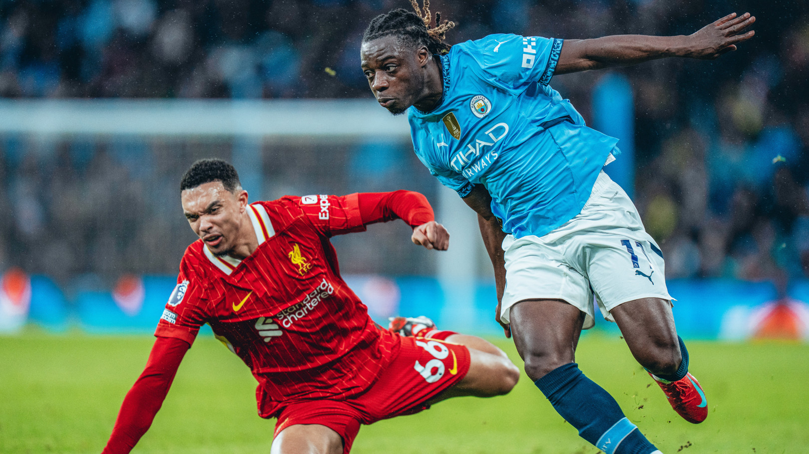 Doku aponta pontos positivos na derrota para o Liverpool