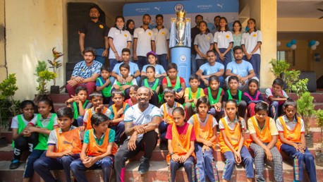 Shaun Wright-Phillips and Premier League trophy visit Young Leaders in Mumbai