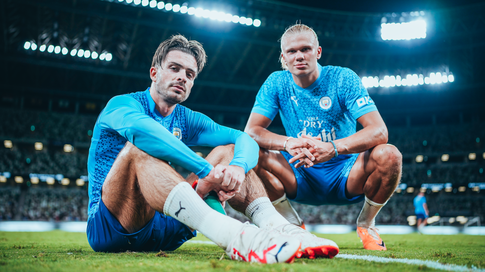 BLUES BROTHERS : Jack and Erling train in Tokyo