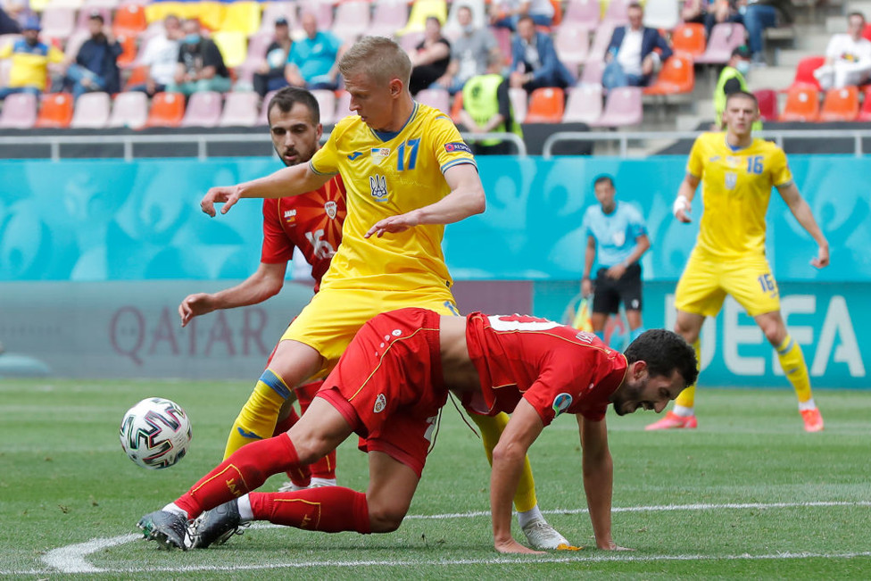 ZINCHENKO. : Completó los 90 minutos en la victoria de Ucrania.