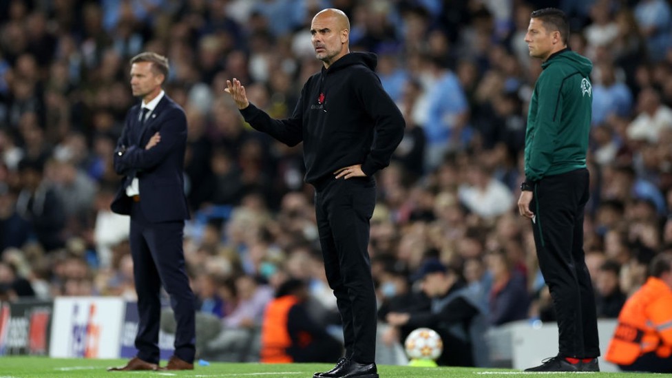 300. : 300 partidos de Pep Guardiola con el City.