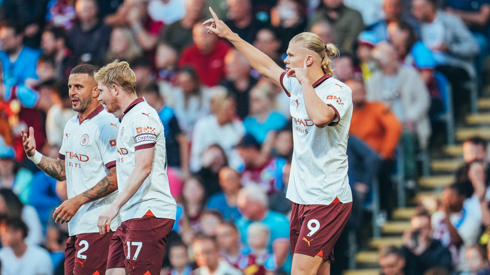 Burnley (away) : Left foot. Inside the box