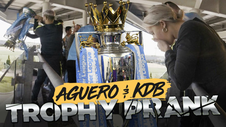 Trophy Prank: De Bruyne & Aguero Prank fans!